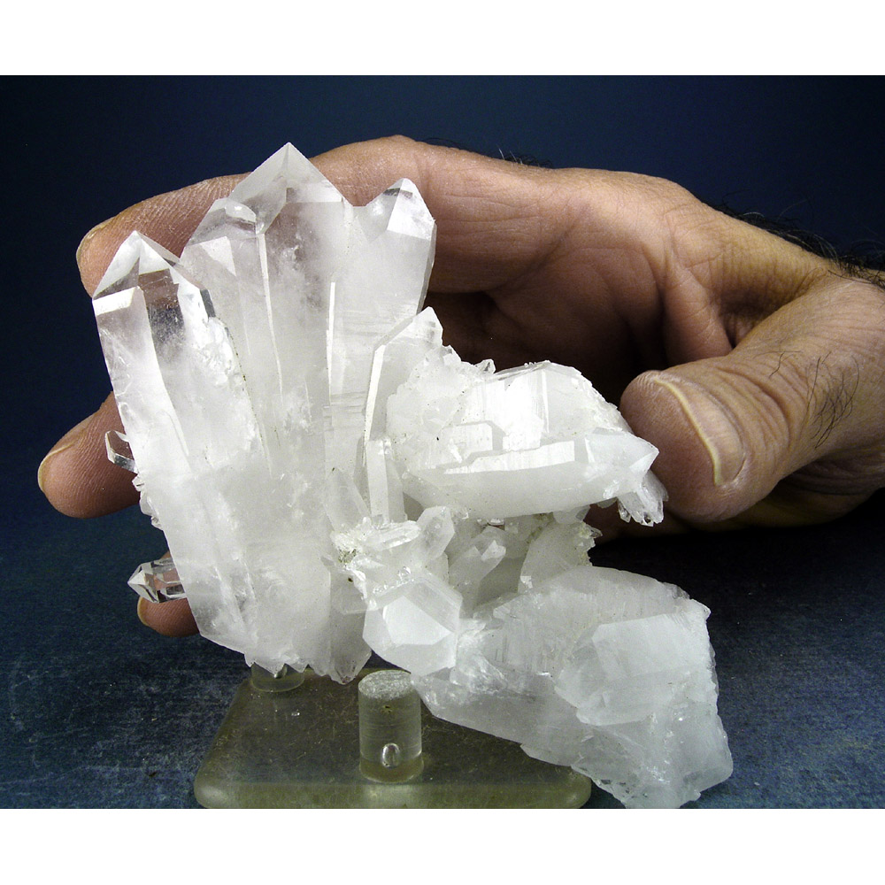 dmqu202401-001-med.jpg Quartz from Waziristan, FATA, Pakistan - Image 1