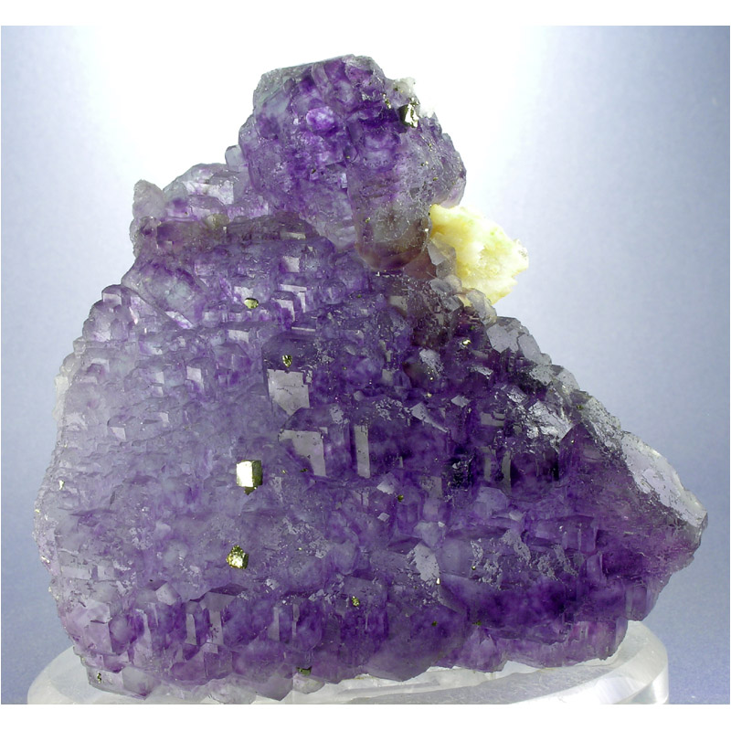 hqfl202005-001-med.jpg Fluorite, Pyrite, Dolomite from Shangbao Mine, Hunan Province, China - Image 1